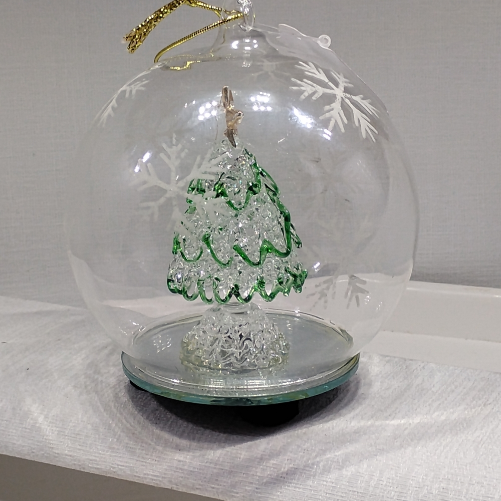 Crystal Glass Ornament with Green Tree